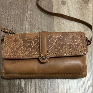 The Sak Tan Floral Embossed Leather Clutch Vintage